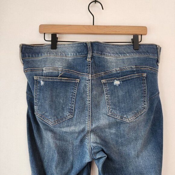 Torrid Bombshell Skinny Jeans Stretch Denim Distressed Medium Wash 16 - Picture 4 of 8